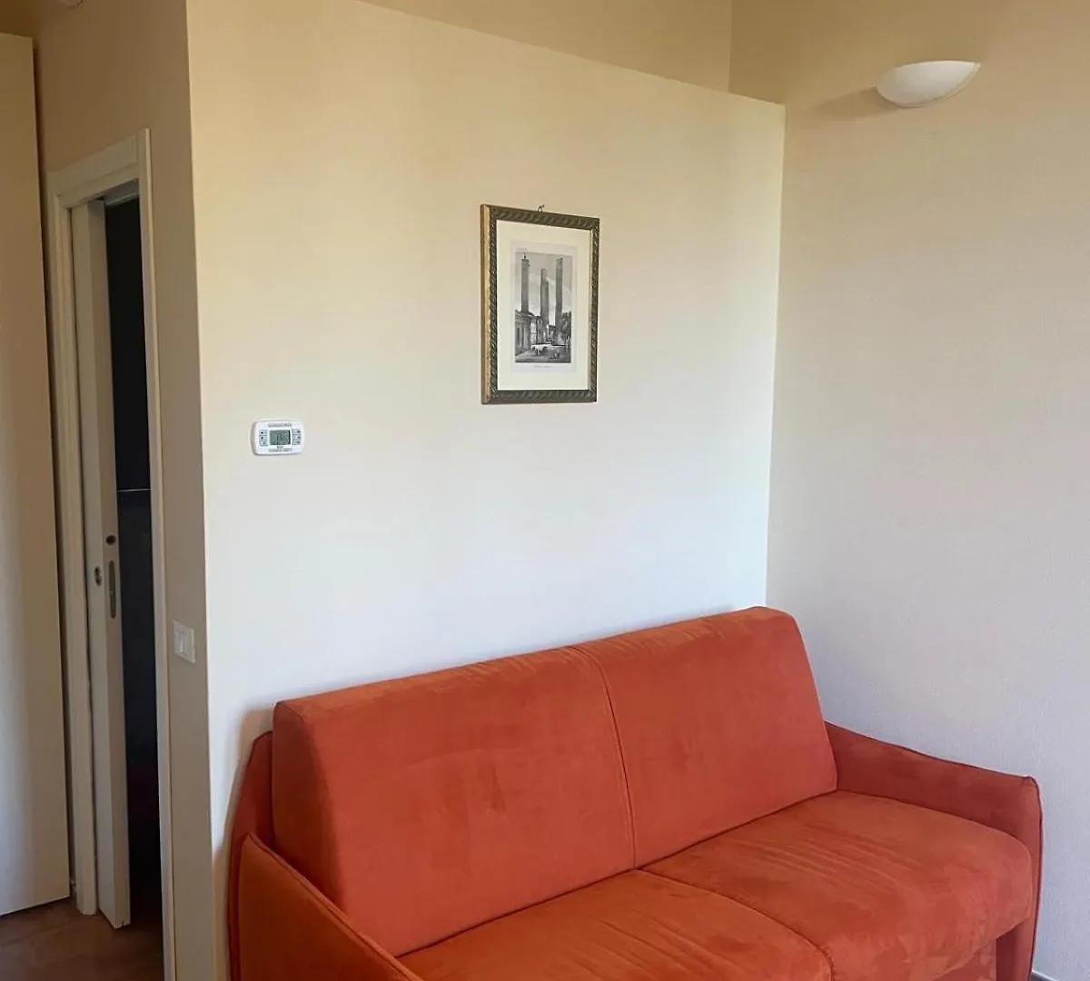 Sofa Appartamenti Pavia 0*,